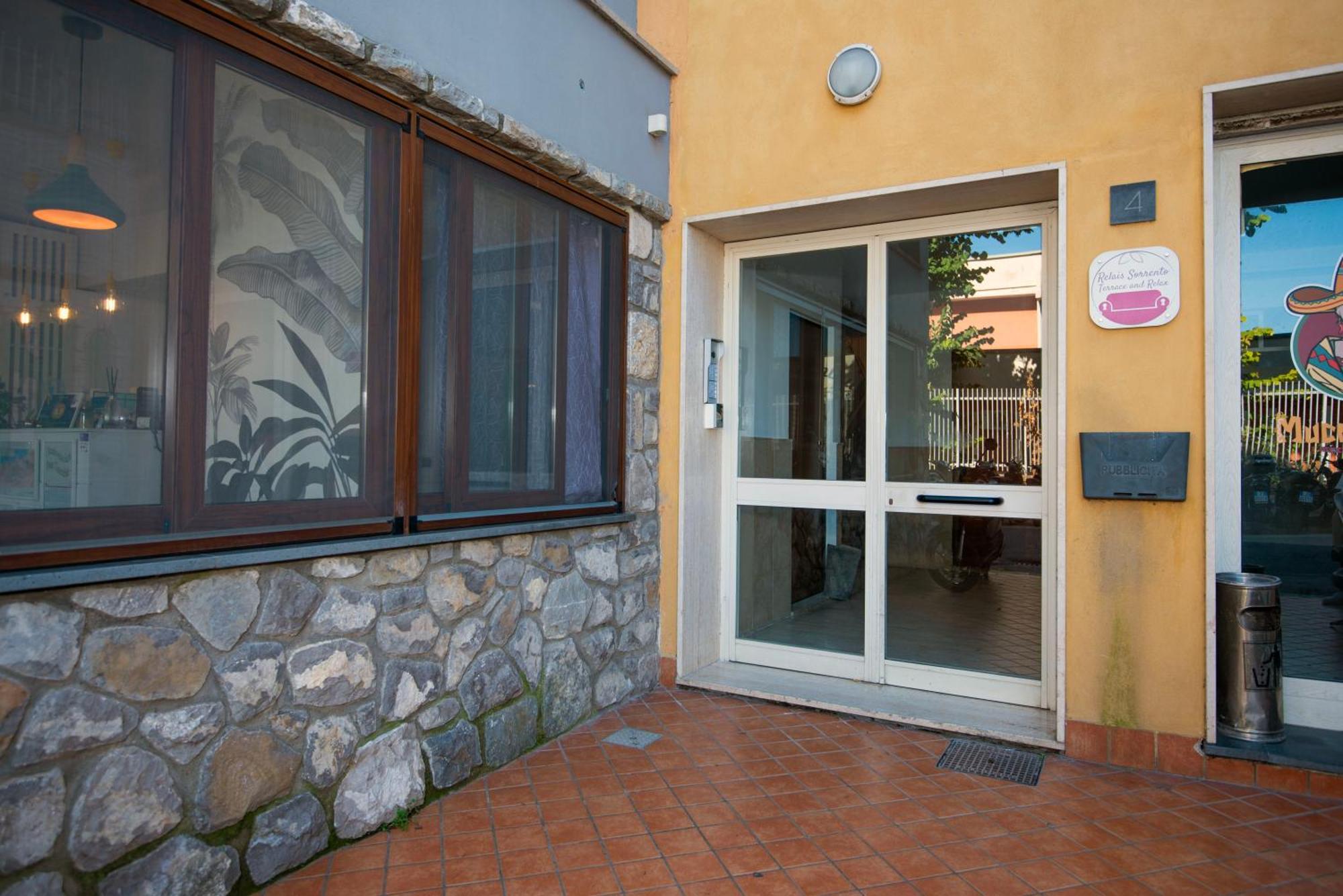 לינה וארוחת בוקר Relais Sorrento Terrace And Relax מראה חיצוני תמונה