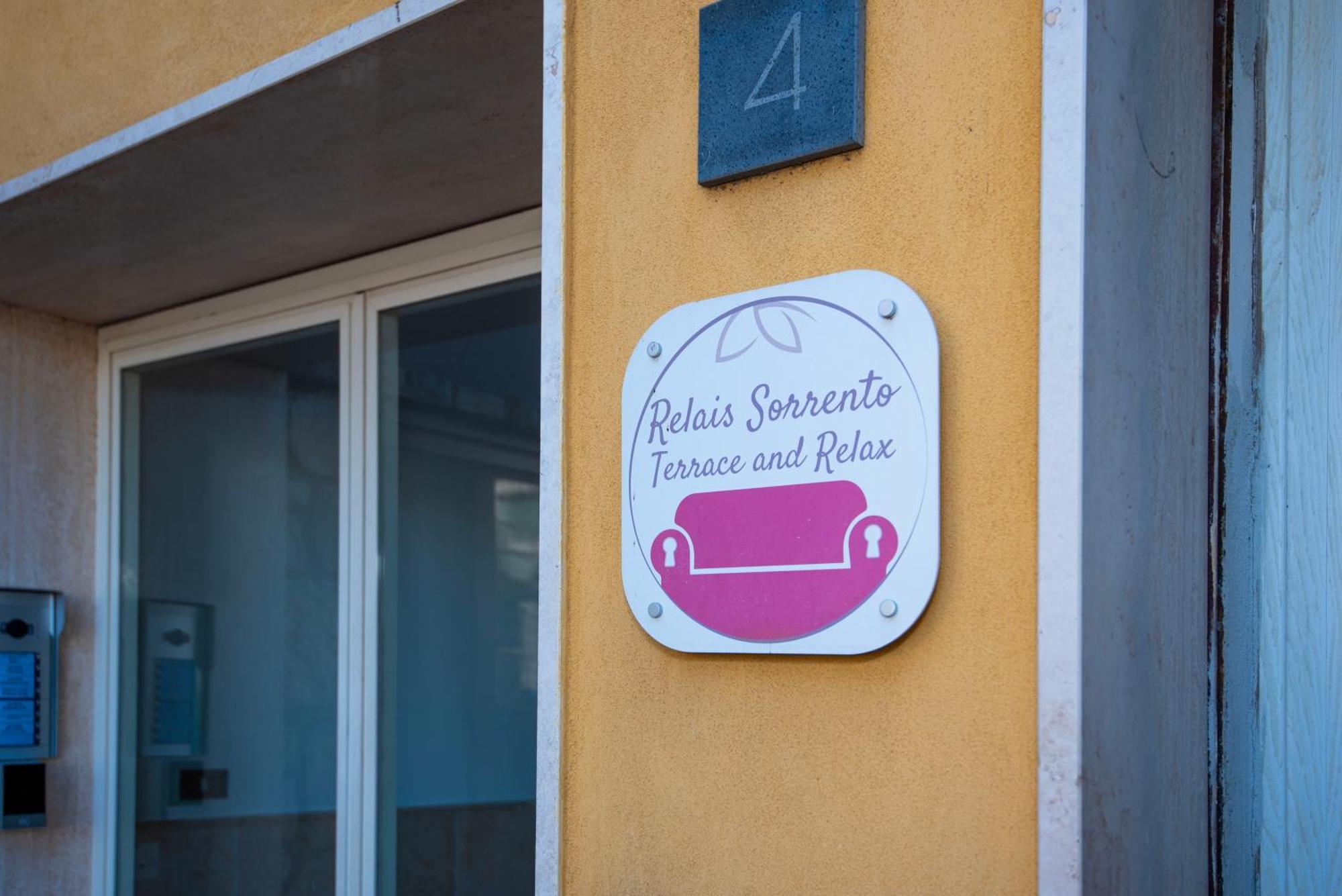 לינה וארוחת בוקר Relais Sorrento Terrace And Relax מראה חיצוני תמונה